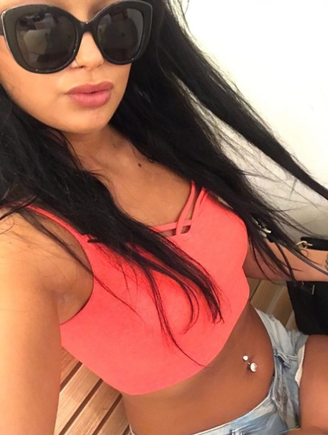 Bahçeköy Merkez Premium Escort Pınar ile Unutulmaz Saatler