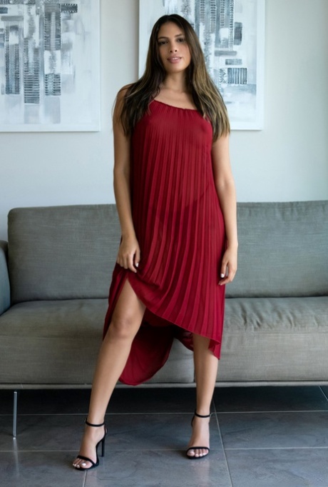 Emniyettepe Bölgesinde 5 Yıldızlı Otel Servisi Model Yağmur